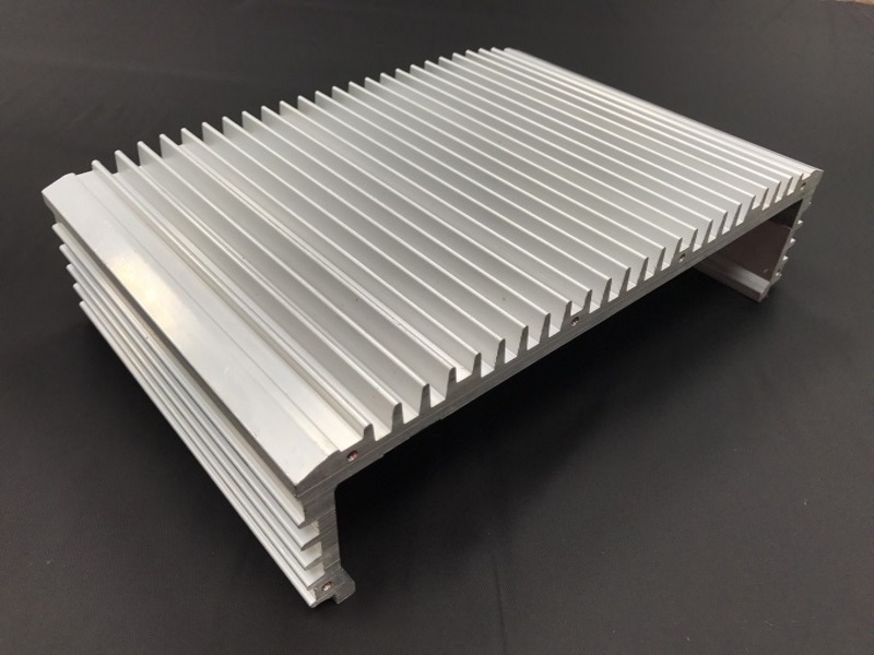 機殼用散熱片-R3019A01 - 散熱產品